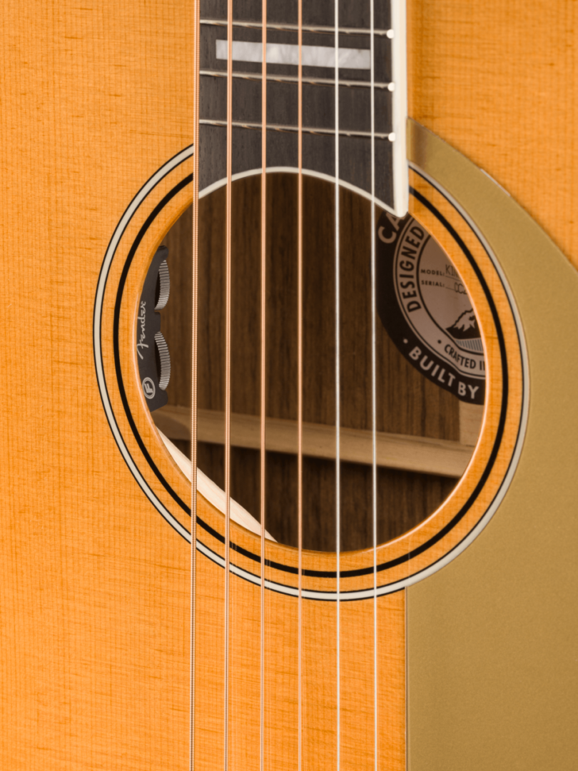 Fender California Vintage King with Case, Gold Pickguard, Aged Natural – Bild 4